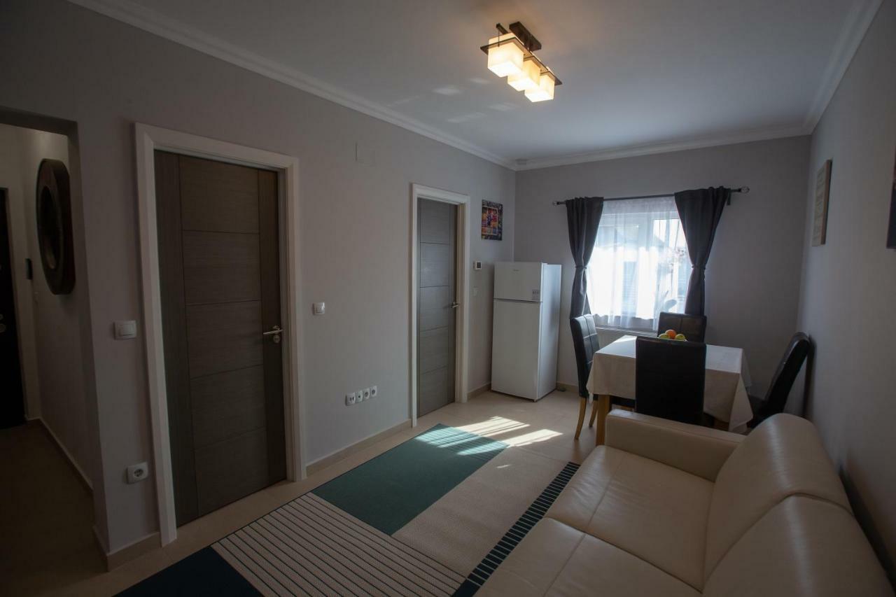 Apartament Saguna Sînnicolau Mare Екстериор снимка